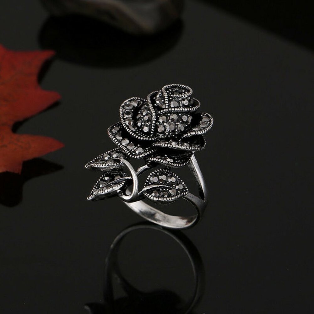 Gorgeous Rose Ring 925 Silver Filled New - Picture 2 of 6